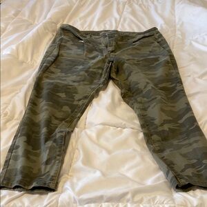 Universal Thread Women's Skinny Jeans - Camouflage